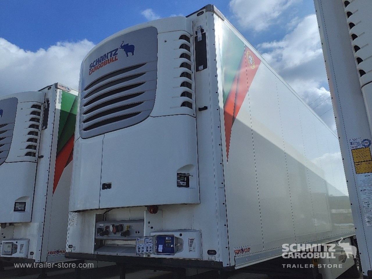 SCHMITZ Reefer Standard - Isotherm oplegger: afbeelding 2 SCHMITZ Reefer Standard - Isotherm oplegger: afbeelding 2