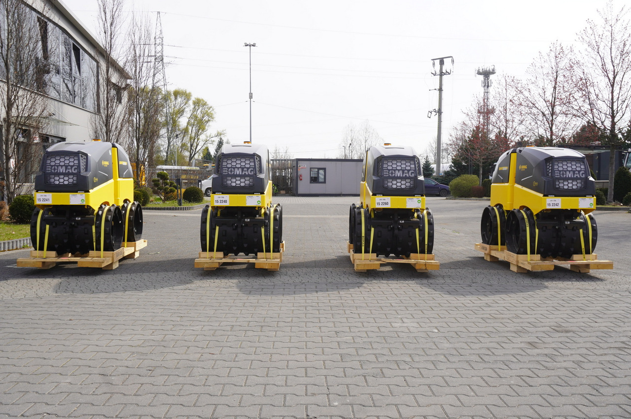 BOMAG BMP 8500 brand-new trench roller / Remote Control / 4 units - Asfaltwals: afbeelding 2 BOMAG BMP 8500 brand-new trench roller / Remote Control / 4 units - Asfaltwals: afbeelding 2
