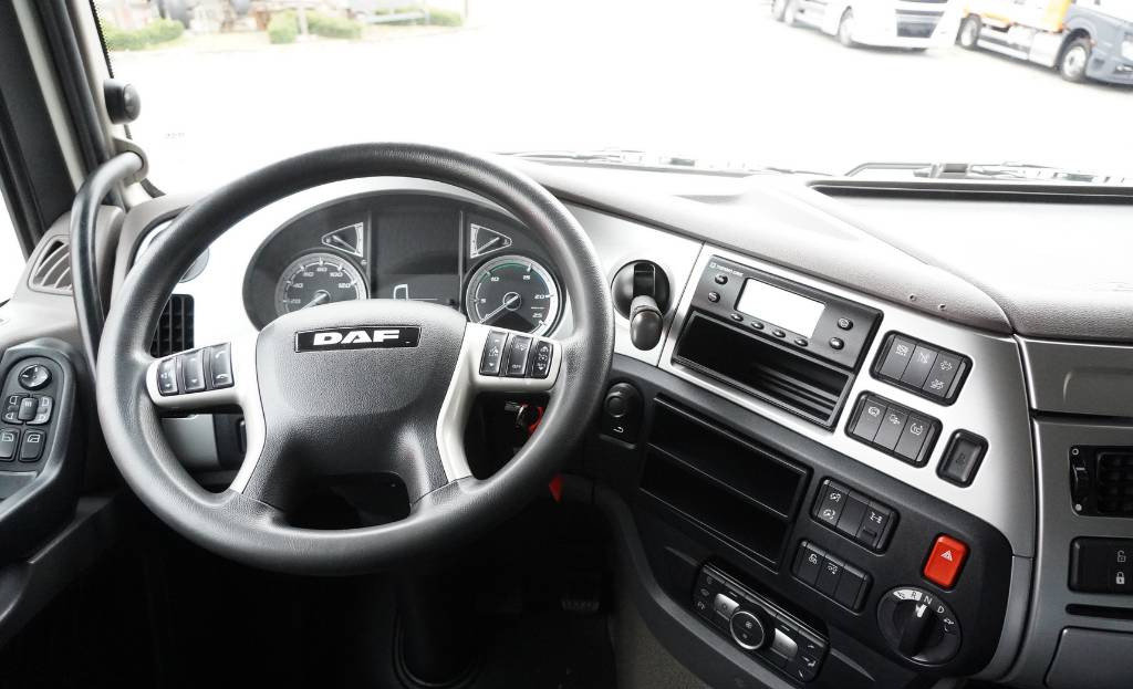 Koelwagen vrachtwagen DAF XF 450 6×2 E6 / Refrigerator Lacapitaine / ATP/FRC to 2027 / 18 pallets: afbeelding 15