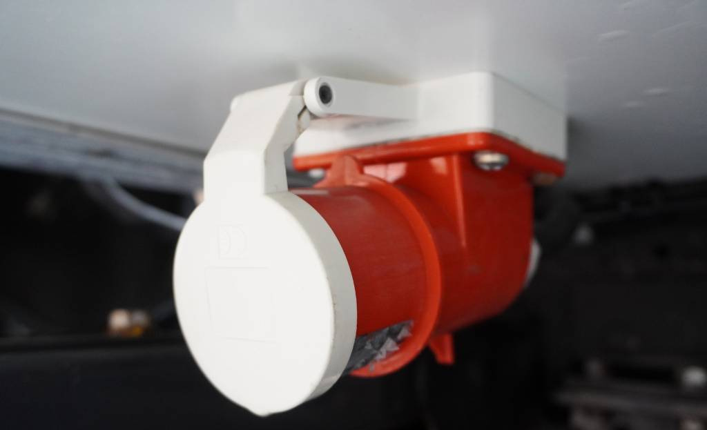 Koelwagen vrachtwagen DAF XF 450 6×2 E6 / Refrigerator Lacapitaine / ATP/FRC to 2027 / 18 pallets: afbeelding 12