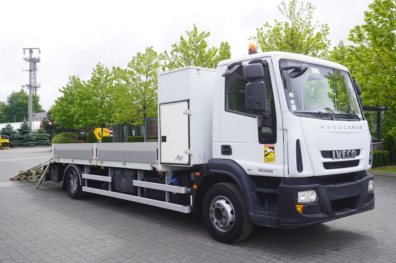 IVECO Eurocargo 150 E25 / 90 tho. km !!! / Tow truck - Autovrachtwagen vrachtwagen: afbeelding 2 IVECO Eurocargo 150 E25 / 90 tho. km !!! / Tow truck - Autovrachtwagen vrachtwagen: afbeelding 2