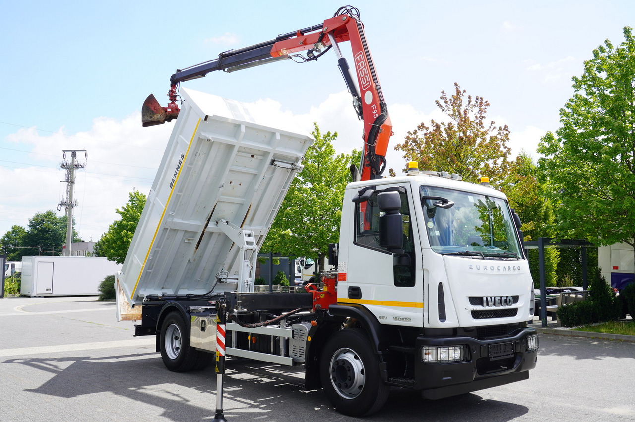 IVECO Eurocargo 160E22 EEV Dump truck / Bortmatic / Crane FASSI F95A.0.22 - Vrachtwagen met open laadbak, Kraanwagen: afbeelding 3 IVECO Eurocargo 160E22 EEV Dump truck / Bortmatic / Crane FASSI F95A.0.22 - Vrachtwagen met open laadbak, Kraanwagen: afbeelding 3