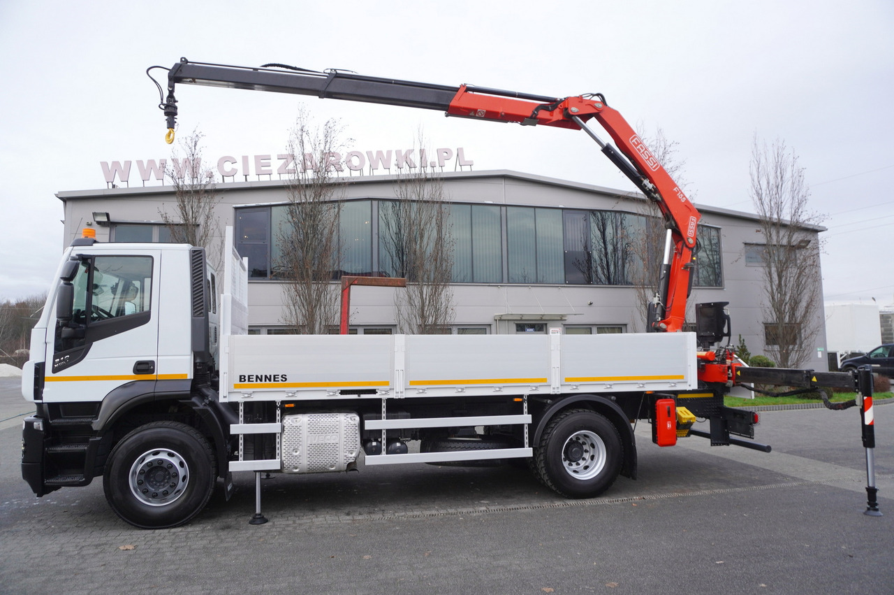 IVECO Stralis X-Way 310 4x2 E6 / Fassi F155 crane / 670 MTH / Remote control / Rotator / 130 tho. km - Kraanwagen: afbeelding 3 IVECO Stralis X-Way 310 4x2 E6 / Fassi F155 crane / 670 MTH / Remote control / Rotator / 130 tho. km - Kraanwagen: afbeelding 3