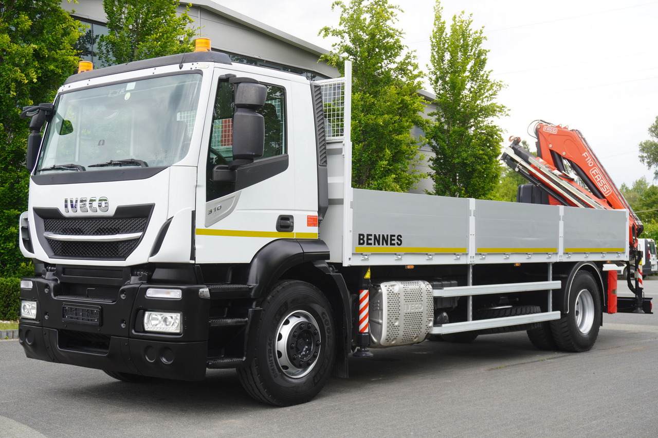Iveco Stralis 310 / 34 tho km !!! / FASSI 4 Tons 400 MTH! / Flatbed - Kraanwagen, Kraanwagen: afbeelding 4 Iveco Stralis 310 / 34 tho km !!! / FASSI 4 Tons 400 MTH! / Flatbed - Kraanwagen, Kraanwagen: afbeelding 4