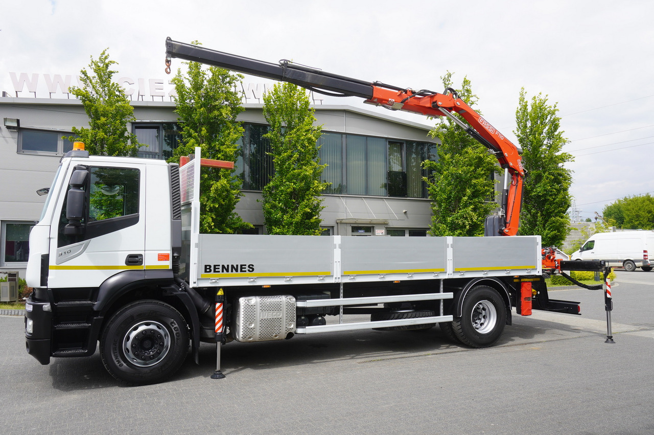 Iveco Stralis 310 / 34 tho km !!! / FASSI 4 Tons 400 MTH! / Flatbed - Kraanwagen, Kraanwagen: afbeelding 5 Iveco Stralis 310 / 34 tho km !!! / FASSI 4 Tons 400 MTH! / Flatbed - Kraanwagen, Kraanwagen: afbeelding 5