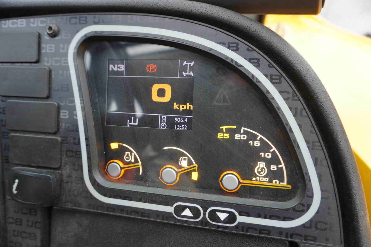 JCB 531-70 / 900 MTH telescopic charger! / 3.1 T / 7 M - Telescooplader: afbeelding 2 JCB 531-70 / 900 MTH telescopic charger! / 3.1 T / 7 M - Telescooplader: afbeelding 2