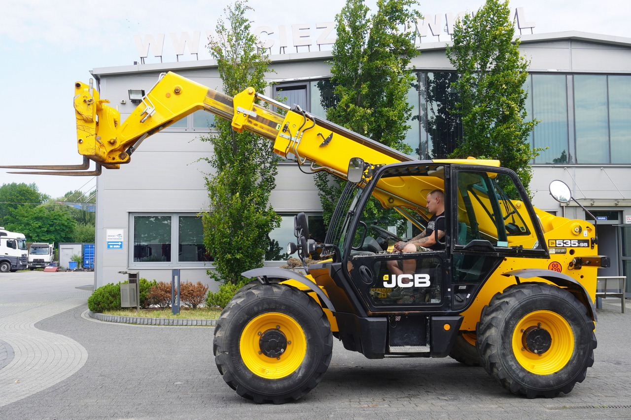 JCB 535-95 / 3.5 T / range 9.5 m / joystick / 2021 - Telescooplader: afbeelding 2 JCB 535-95 / 3.5 T / range 9.5 m / joystick / 2021 - Telescooplader: afbeelding 2