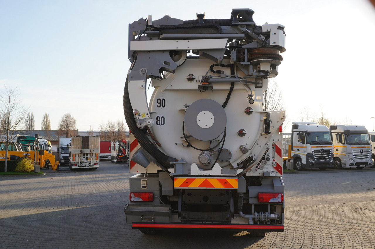 MAN TGS 26.360 E6 / RIVARD sewage cleaner 18 m3 / 180 tho. km / steering axle / 2 units - Vacuümwagen: afbeelding 5 MAN TGS 26.360 E6 / RIVARD sewage cleaner 18 m3 / 180 tho. km / steering axle / 2 units - Vacuümwagen: afbeelding 5