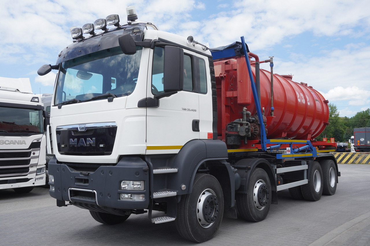 MAN TGS 35.400 8 × 4 E5 / HYVA HOOK LIFT 32.56 SE / Septic barrel 13000 L - Mesttank: afbeelding 2 MAN TGS 35.400 8 × 4 E5 / HYVA HOOK LIFT 32.56 SE / Septic barrel 13000 L - Mesttank: afbeelding 2