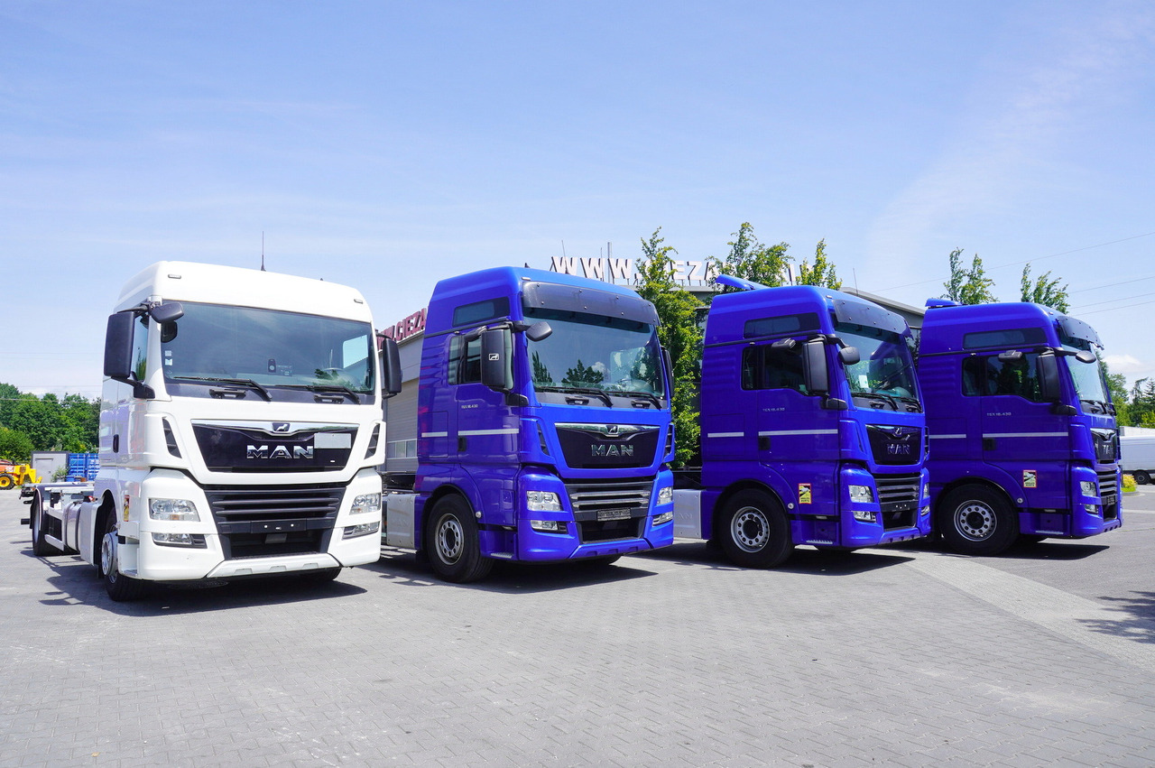 MAN TGX 18.430 / BDF / sleeping cab / 2021 / 4 units - Schuifzeilen vrachtwagen: afbeelding 2 MAN TGX 18.430 / BDF / sleeping cab / 2021 / 4 units - Schuifzeilen vrachtwagen: afbeelding 2