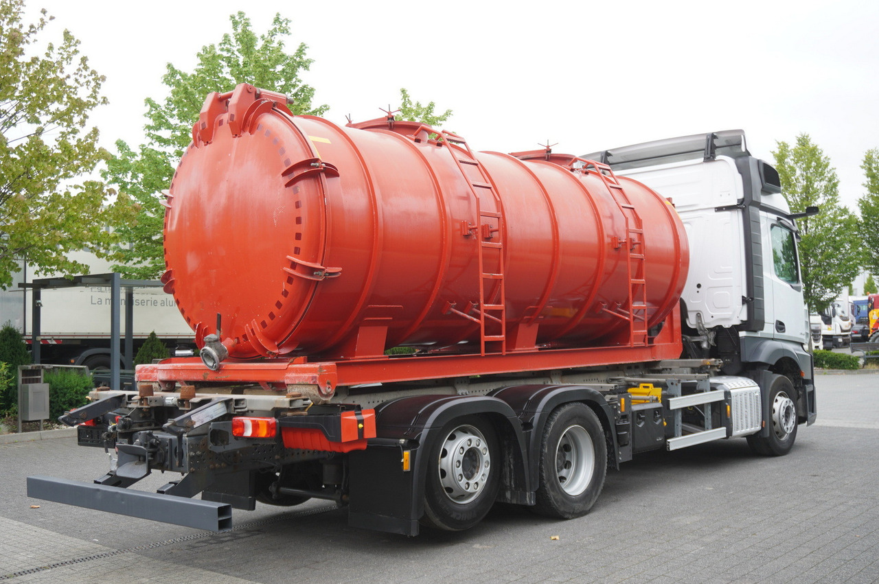 MERCEDES-BENZ Actros 2545 6 × 2 MP5 / NEW septic barrel 13000 L - Tankwagen: afbeelding 4 MERCEDES-BENZ Actros 2545 6 × 2 MP5 / NEW septic barrel 13000 L - Tankwagen: afbeelding 4