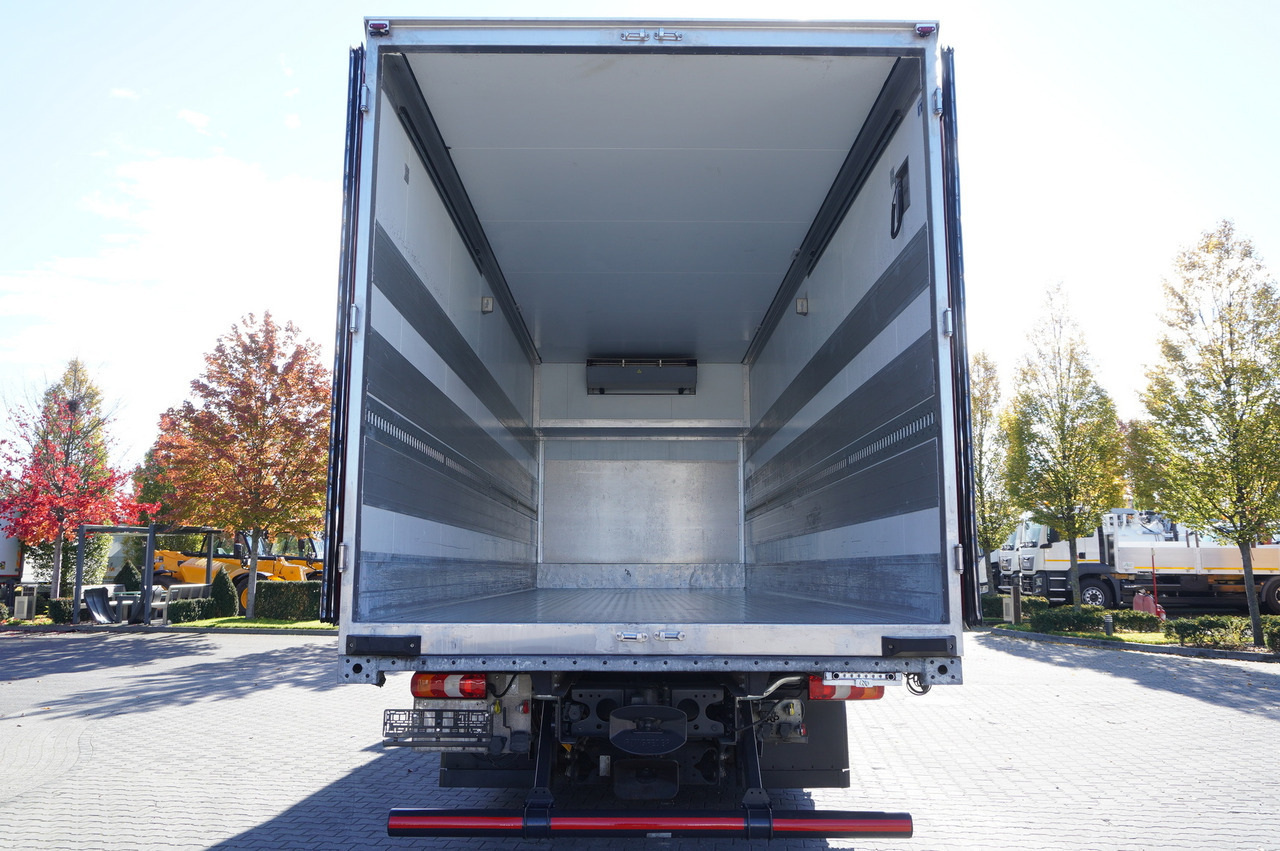 MERCEDES-BENZ Actros 2548 MP5 6×2 / Schmitz 19 EPAL refrigerator / 2023 - Koelwagen vrachtwagen: afbeelding 4 MERCEDES-BENZ Actros 2548 MP5 6×2 / Schmitz 19 EPAL refrigerator / 2023 - Koelwagen vrachtwagen: afbeelding 4