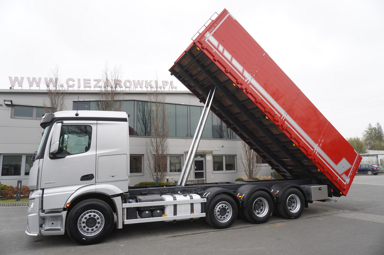 MERCEDES-BENZ Actros 3563 8x4 / Tipper for grain 20 t load capacity - Kipper vrachtwagen: afbeelding 4 MERCEDES-BENZ Actros 3563 8x4 / Tipper for grain 20 t load capacity - Kipper vrachtwagen: afbeelding 4