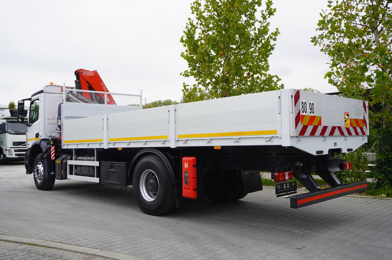 MERCEDES-BENZ Arocs 1830 / Flatbed 16 EPAL / HDS Fassi 155 / Reach 8 m / Load capacity 6160 kg - Kraanwagen: afbeelding 4 MERCEDES-BENZ Arocs 1830 / Flatbed 16 EPAL / HDS Fassi 155 / Reach 8 m / Load capacity 6160 kg - Kraanwagen: afbeelding 4