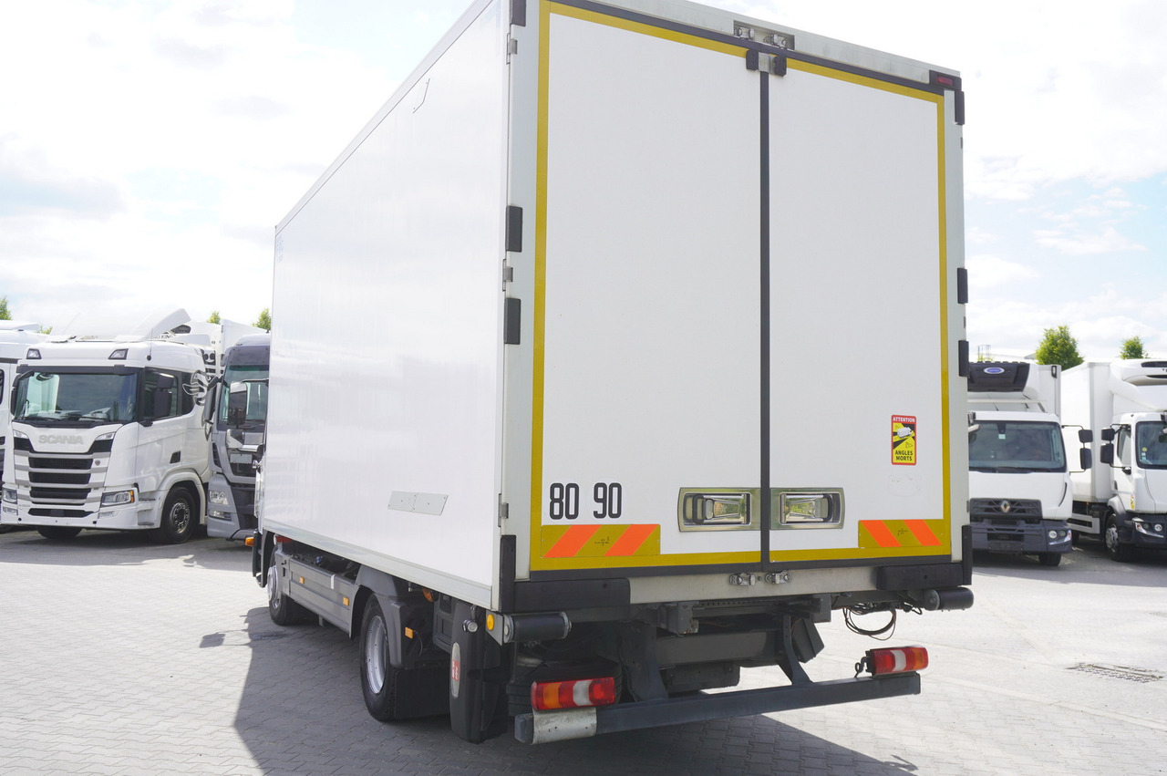 MERCEDES-BENZ Atego 1021 / Lamberet meat hook refrigerator / Carcass elevator 1000 kg / Thermoking T800 R - Koelwagen vrachtwagen, Kraanwagen: afbeelding 3 MERCEDES-BENZ Atego 1021 / Lamberet meat hook refrigerator / Carcass elevator 1000 kg / Thermoking T800 R - Koelwagen vrachtwagen, Kraanwagen: afbeelding 3