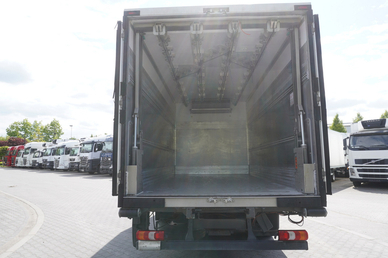 MERCEDES-BENZ Atego 1021 / Lamberet meat hook refrigerator / Carcass elevator 1000 kg / Thermoking T800 R - Koelwagen vrachtwagen, Kraanwagen: afbeelding 5 MERCEDES-BENZ Atego 1021 / Lamberet meat hook refrigerator / Carcass elevator 1000 kg / Thermoking T800 R - Koelwagen vrachtwagen, Kraanwagen: afbeelding 5