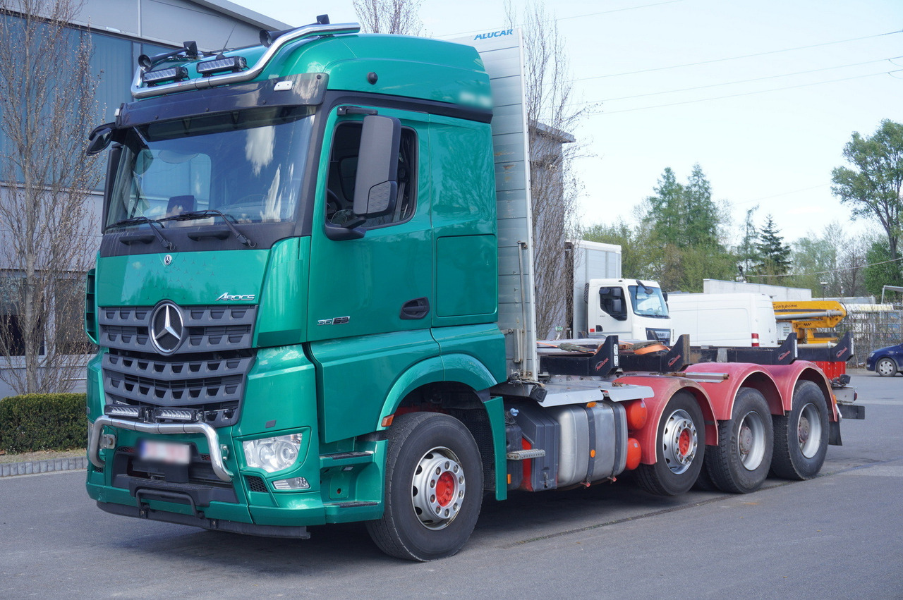Mercedes-Benz Arocs 3563 8 × 4 / 630 HP / steered axle / Logging superstructure - Houttransport: afbeelding 3 Mercedes-Benz Arocs 3563 8 × 4 / 630 HP / steered axle / Logging superstructure - Houttransport: afbeelding 3