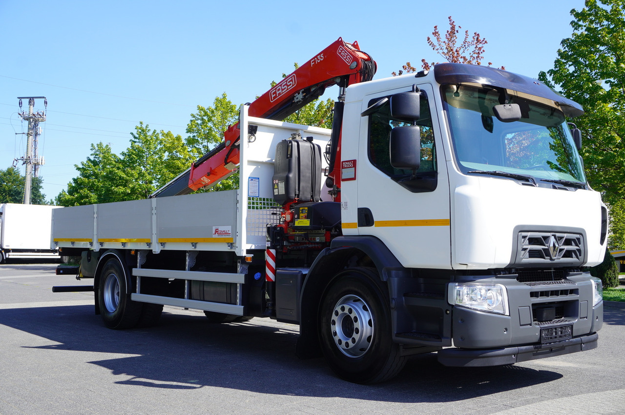 RENAULT C280 DTI 8 / FASSI crane 5.6 T / range 8 m / Flatbed 15 EPAL - Kraanwagen: afbeelding 5 RENAULT C280 DTI 8 / FASSI crane 5.6 T / range 8 m / Flatbed 15 EPAL - Kraanwagen: afbeelding 5