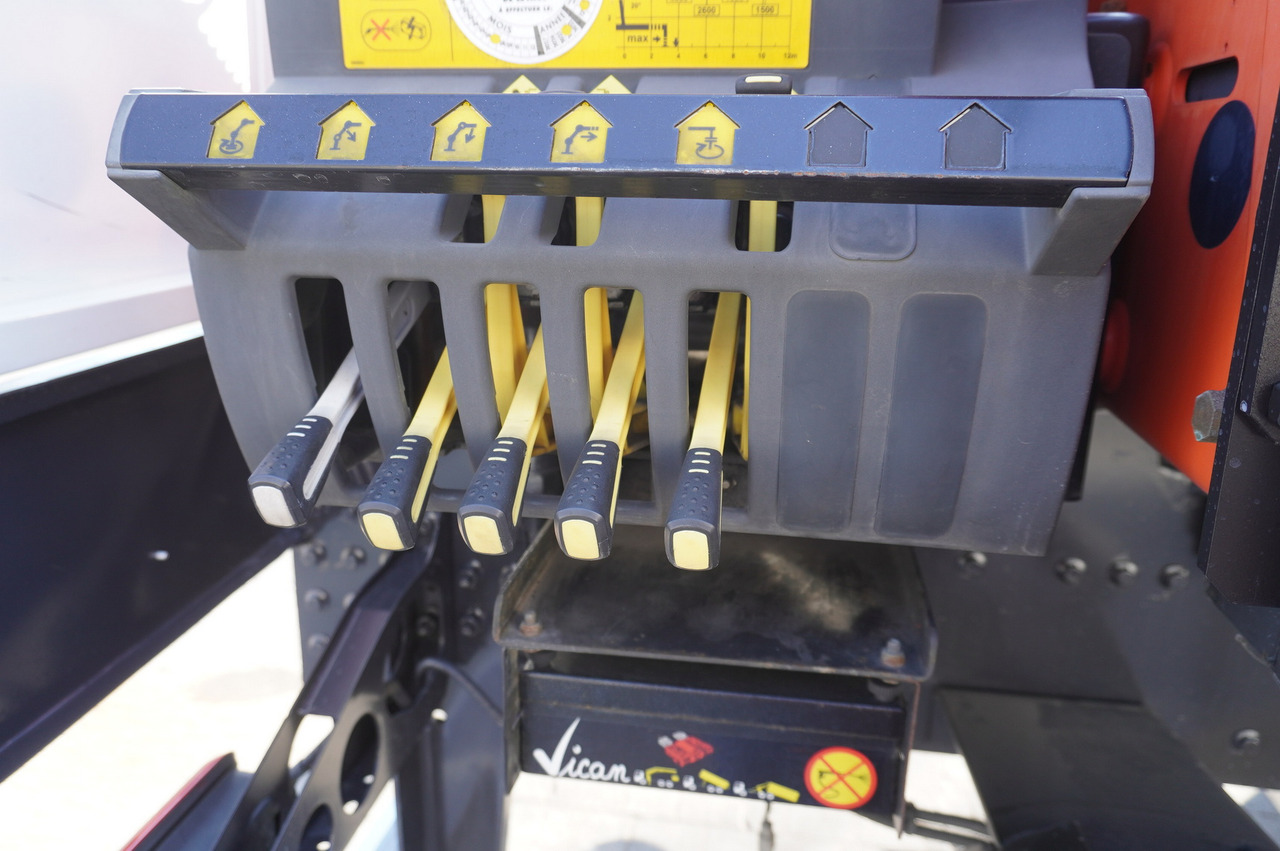 Leasing RENAULT C380 / 6x4 / HDS Palfinger PK 18002-EH 6000 kg RENAULT C380 / 6x4 / HDS Palfinger PK 18002-EH 6000 kg: afbeelding 9