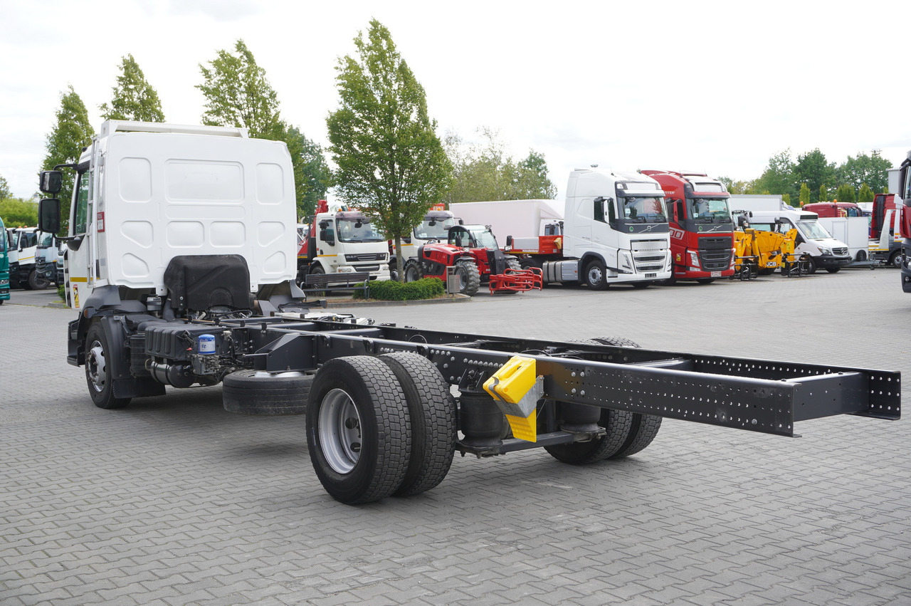 RENAULT D16 / Chassis 7.1 m / Differential lock - Chassis vrachtwagen: afbeelding 5 RENAULT D16 / Chassis 7.1 m / Differential lock - Chassis vrachtwagen: afbeelding 5