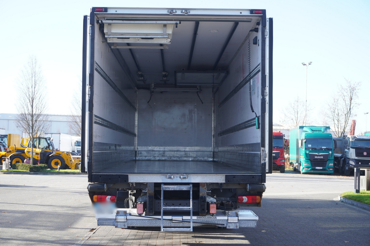 RENAULT D19 Wide 4x2 E6 / Lamberet 22 EPAL refrigerator / Multitemperature / Carrier Supra 1250 MT - Koelwagen vrachtwagen: afbeelding 3 RENAULT D19 Wide 4x2 E6 / Lamberet 22 EPAL refrigerator / Multitemperature / Carrier Supra 1250 MT - Koelwagen vrachtwagen: afbeelding 3