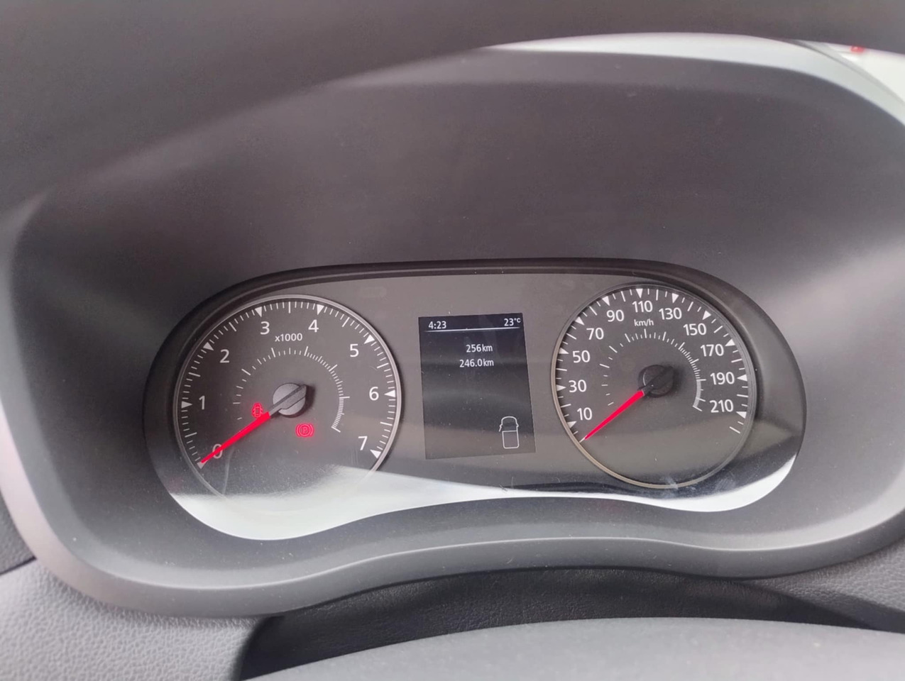 RENAULT Master / BRAND NEW Box van - Bestelwagen gesloten laadbak: afbeelding 5 RENAULT Master / BRAND NEW Box van - Bestelwagen gesloten laadbak: afbeelding 5