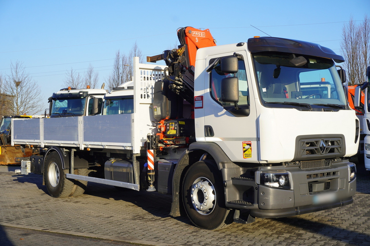 RENAULT RENAULT C320 P 4x2 / FASSI crane 6 T / 140 MTH!!! / range 10 m / Flatbed 15 EPAL / 52 tho. km!!! - Vrachtwagen met open laadbak, Kraanwagen: afbeelding 4 RENAULT RENAULT C320 P 4x2 / FASSI crane 6 T / 140 MTH!!! / range 10 m / Flatbed 15 EPAL / 52 tho. km!!! - Vrachtwagen met open laadbak, Kraanwagen: afbeelding 4