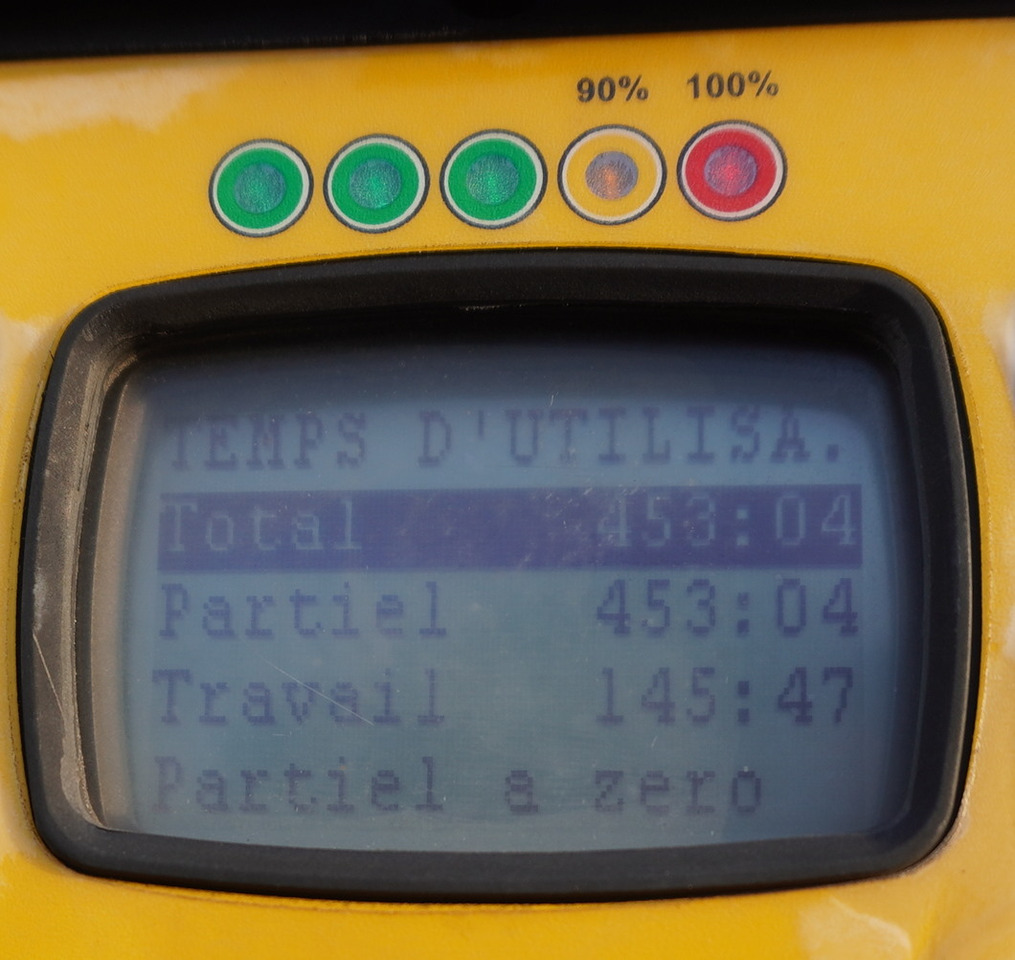 RENAULT RENAULT C320 P 4x2 / FASSI crane 6 T / 140 MTH!!! / range 10 m / Flatbed 15 EPAL / 52 tho. km!!! - Vrachtwagen met open laadbak, Kraanwagen: afbeelding 2 RENAULT RENAULT C320 P 4x2 / FASSI crane 6 T / 140 MTH!!! / range 10 m / Flatbed 15 EPAL / 52 tho. km!!! - Vrachtwagen met open laadbak, Kraanwagen: afbeelding 2