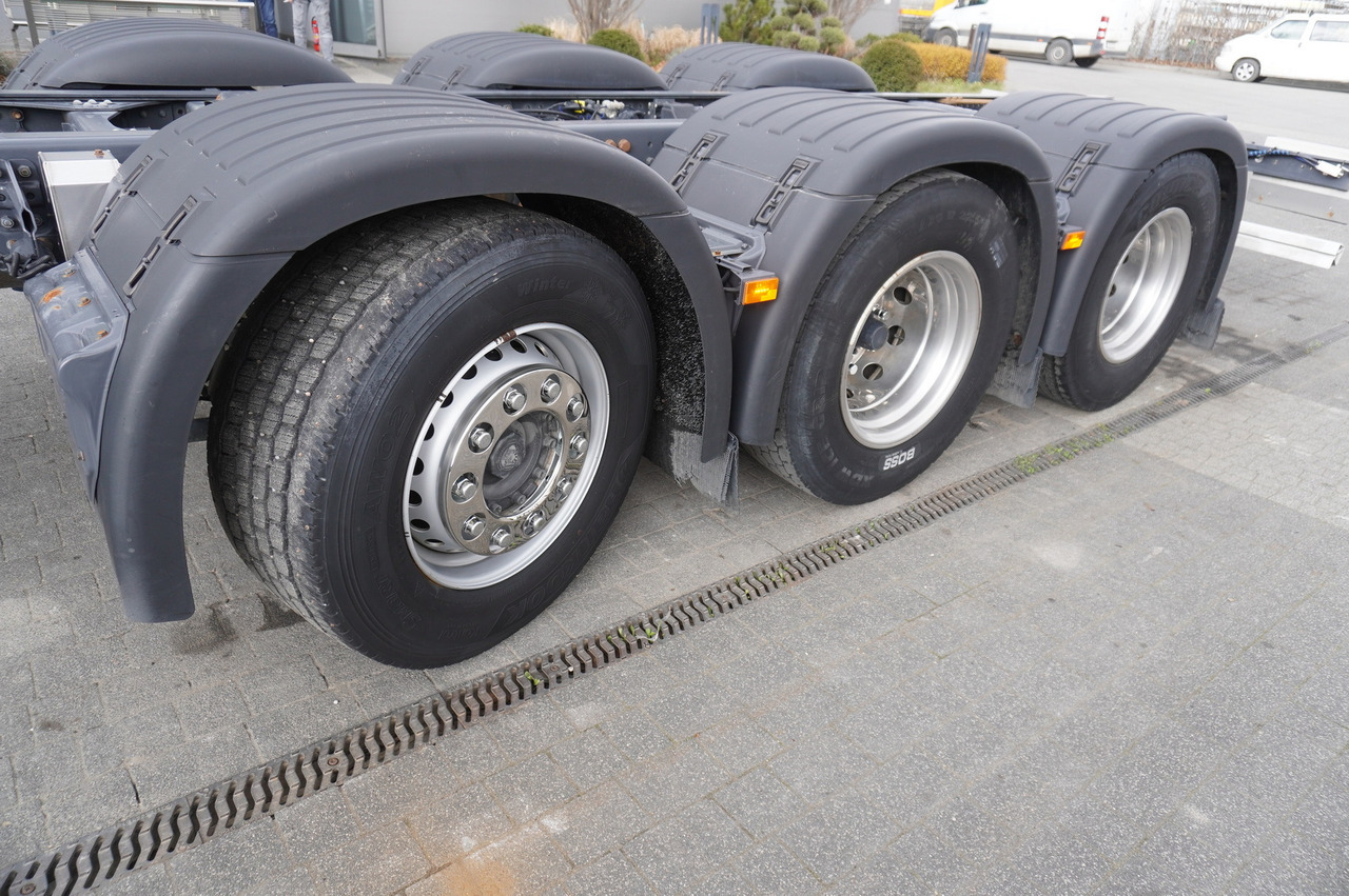 SCANIA G500 8x2 / 2nd axis steered / Chassis 8.35 m / 2021 - Chassis vrachtwagen: afbeelding 5 SCANIA G500 8x2 / 2nd axis steered / Chassis 8.35 m / 2021 - Chassis vrachtwagen: afbeelding 5