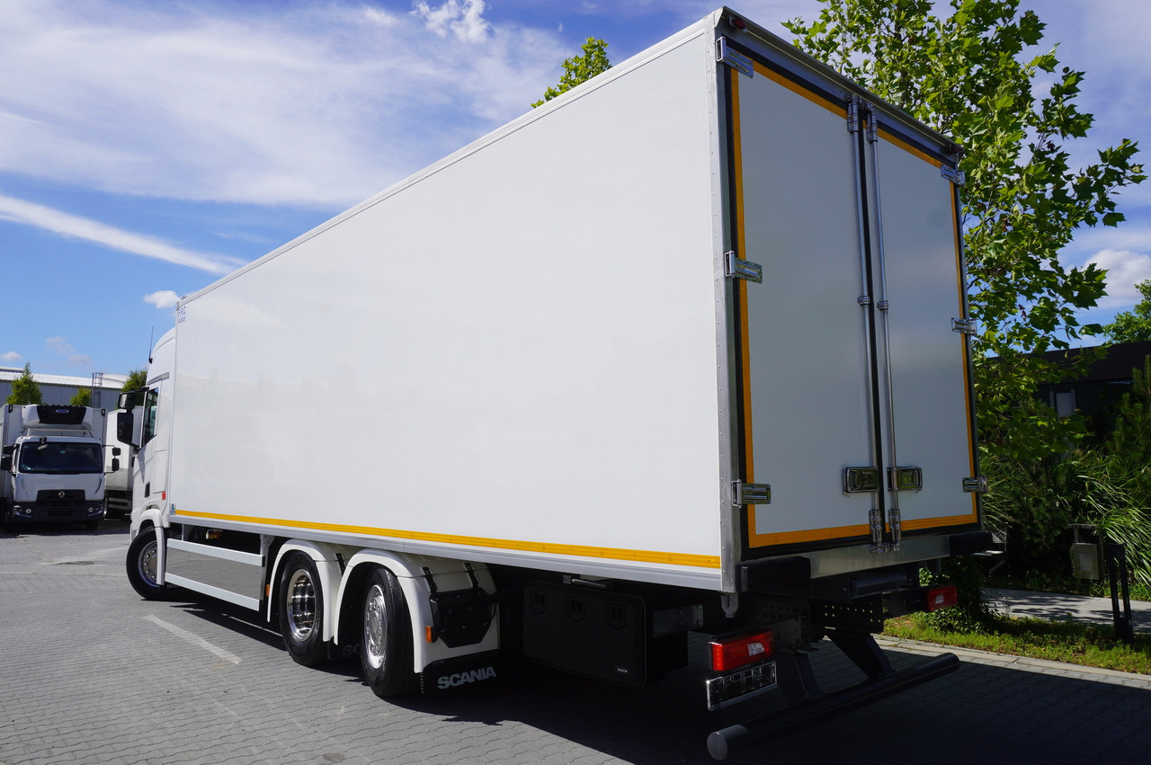 SCANIA R500 / Lecapitaine refrigerator 20 EPAL / Carrier Supra 950 / Steered 3rd axle - Koelwagen vrachtwagen: afbeelding 3 SCANIA R500 / Lecapitaine refrigerator 20 EPAL / Carrier Supra 950 / Steered 3rd axle - Koelwagen vrachtwagen: afbeelding 3