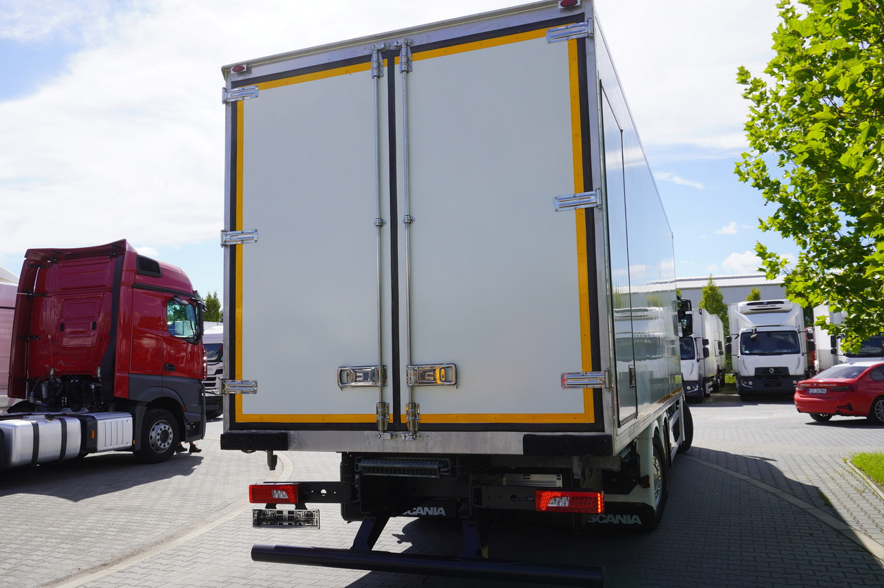 SCANIA R500 / Lecapitaine refrigerator 20 EPAL / Carrier Supra 950 / Steered 3rd axle - Koelwagen vrachtwagen: afbeelding 4 SCANIA R500 / Lecapitaine refrigerator 20 EPAL / Carrier Supra 950 / Steered 3rd axle - Koelwagen vrachtwagen: afbeelding 4