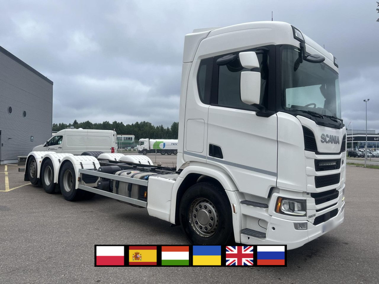 SCANIA R560 B8x4*4 / Chassis / sleeper cab / Power take-off - Chassis vrachtwagen: afbeelding 1 SCANIA R560 B8x4*4 / Chassis / sleeper cab / Power take-off - Chassis vrachtwagen: afbeelding 1