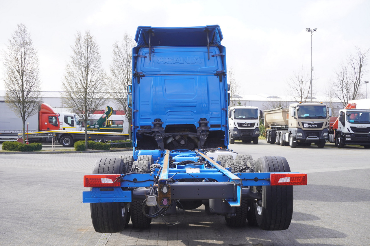 SCANIA R650 V8 / 650 HP/ frame 8.8 m / steered 4th axle - Kraanwagen: afbeelding 3 SCANIA R650 V8 / 650 HP/ frame 8.8 m / steered 4th axle - Kraanwagen: afbeelding 3