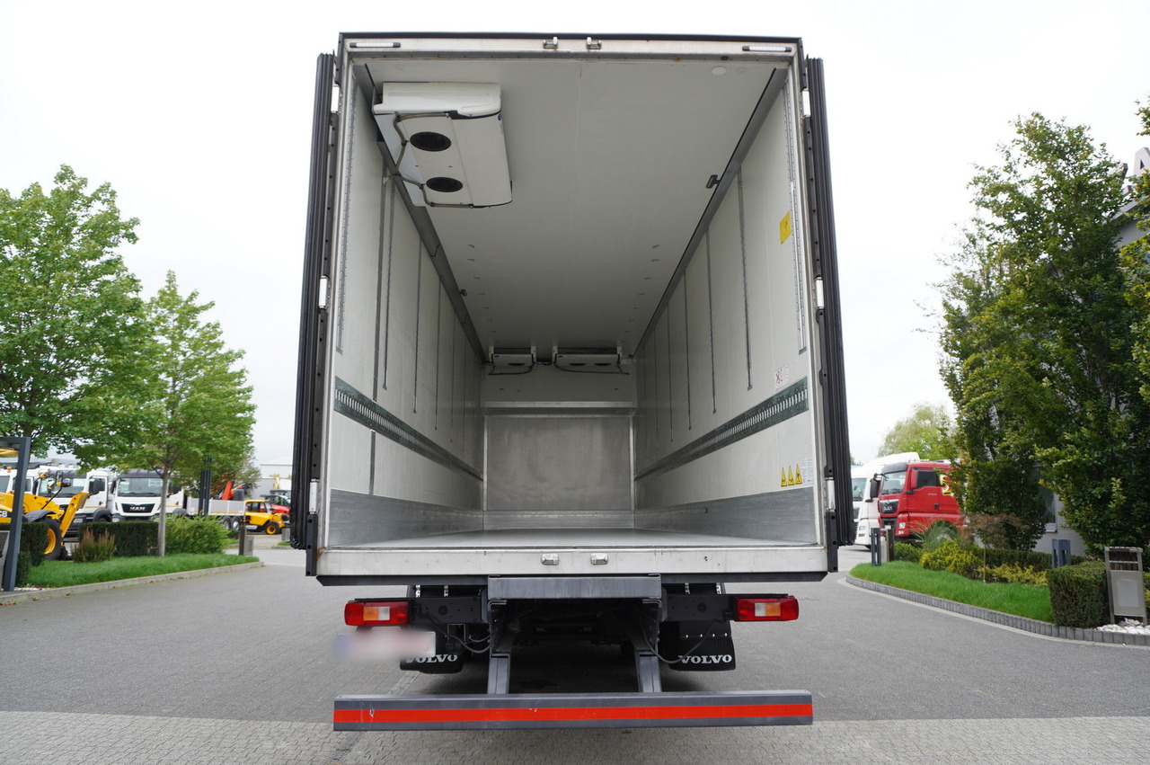 VOLVO FH 460 / Krone refrigerator 23 EPAL! / Carrier Supra 1250 MT Silent / Multitemperature / Steered axle - Koelwagen vrachtwagen: afbeelding 4 VOLVO FH 460 / Krone refrigerator 23 EPAL! / Carrier Supra 1250 MT Silent / Multitemperature / Steered axle - Koelwagen vrachtwagen: afbeelding 4