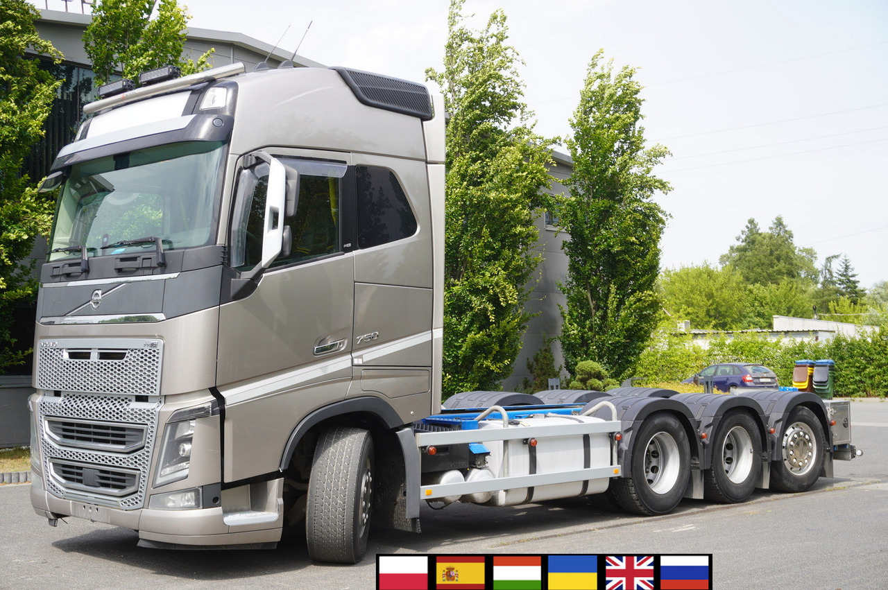 VOLVO FH16 750 8x4x4 / 750 HP! / Frame 685 cm / Steered 4th axle - Chassis vrachtwagen: afbeelding 1 VOLVO FH16 750 8x4x4 / 750 HP! / Frame 685 cm / Steered 4th axle - Chassis vrachtwagen: afbeelding 1