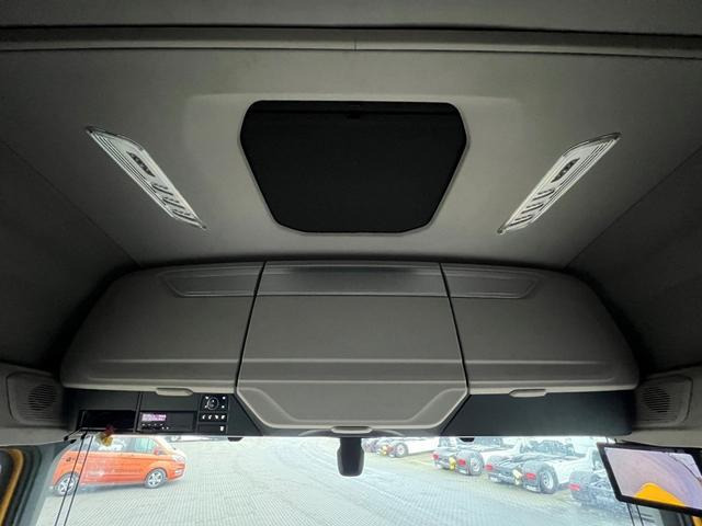 DAF XG+ 530 FT Low Deck ZF-Intarder Standklima Alcoa - Trekker: afbeelding 4 DAF XG+ 530 FT Low Deck ZF-Intarder Standklima Alcoa - Trekker: afbeelding 4