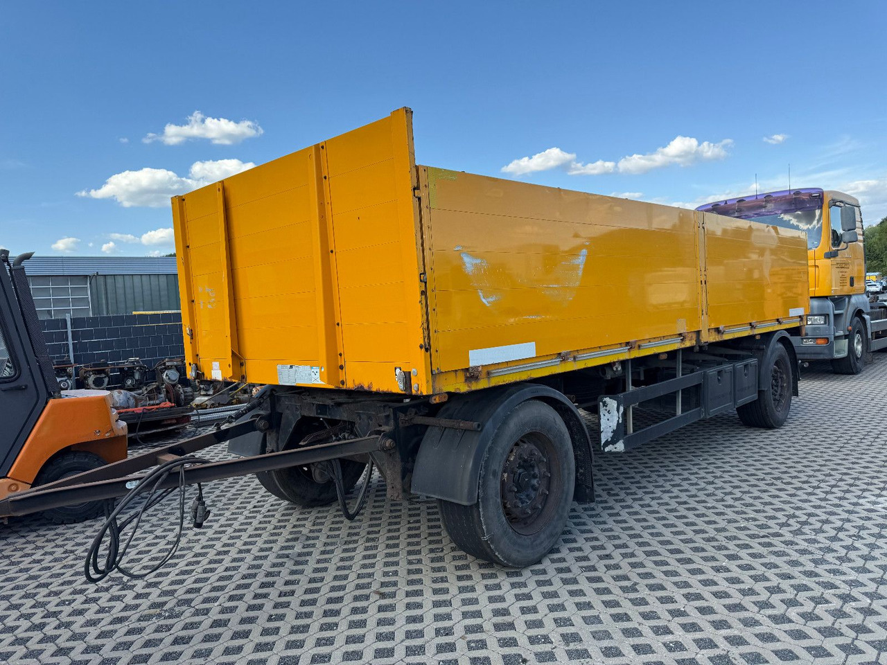 Schwarzmüller T 202 L: 6500 mm - Open/ Plateau aanhangwagen: afbeelding 1 Schwarzmüller T 202 L: 6500 mm - Open/ Plateau aanhangwagen: afbeelding 1
