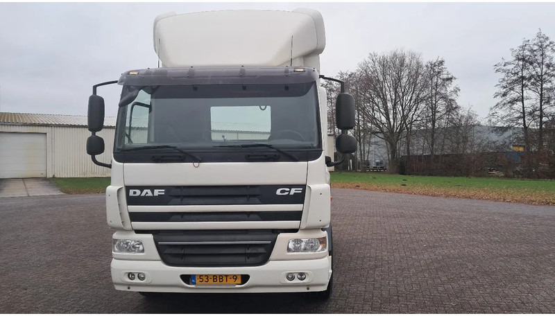 DAF CF 75 310 Daycabin Manual Euro 5 - Trekker: afbeelding 2 DAF CF 75 310 Daycabin Manual Euro 5 - Trekker: afbeelding 2