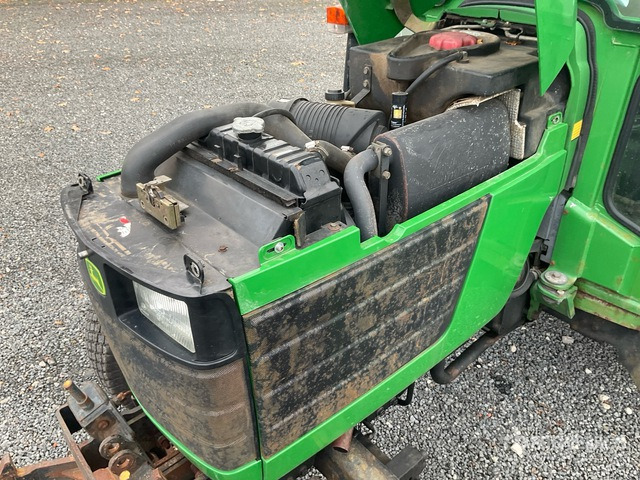 2000 John Deere 4600 4WD Tractor - Tractor: afbeelding 5 2000 John Deere 4600 4WD Tractor - Tractor: afbeelding 5