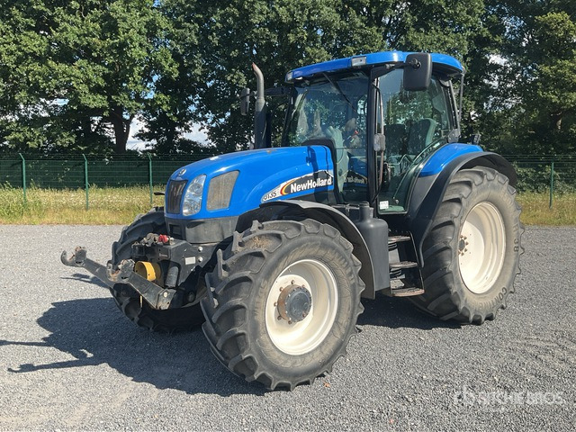 2004 New Holland TS135 A 4WD Tractor - Tractor: afbeelding 2 2004 New Holland TS135 A 4WD Tractor - Tractor: afbeelding 2