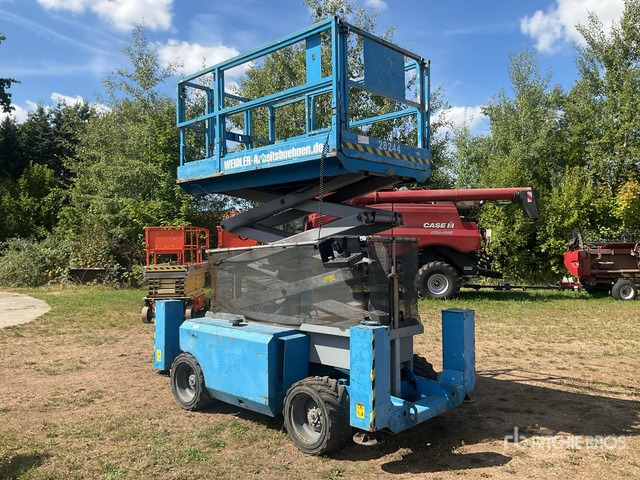 2007 Genie GS2668RT 4x4 Diesel Scissor Lift - Schaarlift: afbeelding 3 2007 Genie GS2668RT 4x4 Diesel Scissor Lift - Schaarlift: afbeelding 3