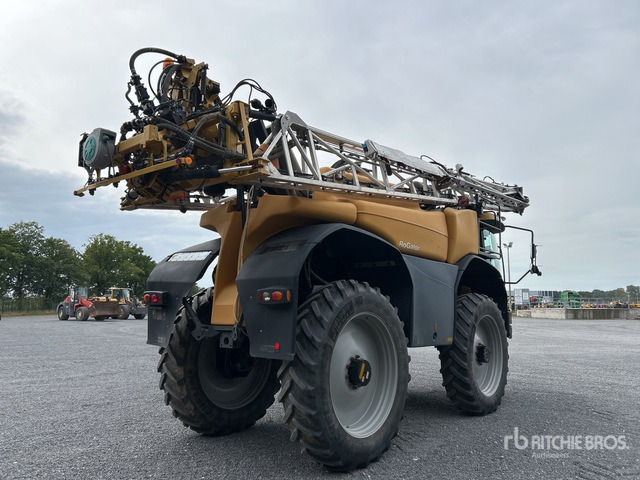 2010 Challenger RoGator 655 30 m 4x4 High Clearance Self-Propelled Sprayer - Zelfrijdende veldspuit: afbeelding 4 2010 Challenger RoGator 655 30 m 4x4 High Clearance Self-Propelled Sprayer - Zelfrijdende veldspuit: afbeelding 4