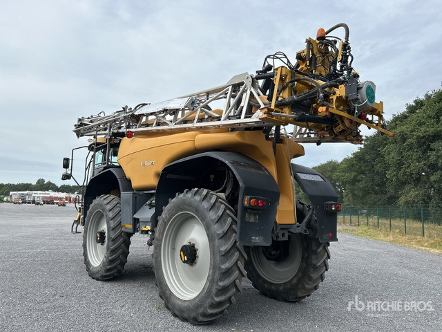 2010 Challenger RoGator 655 30 m 4x4 High Clearance Self-Propelled Sprayer - Zelfrijdende veldspuit: afbeelding 3 2010 Challenger RoGator 655 30 m 4x4 High Clearance Self-Propelled Sprayer - Zelfrijdende veldspuit: afbeelding 3