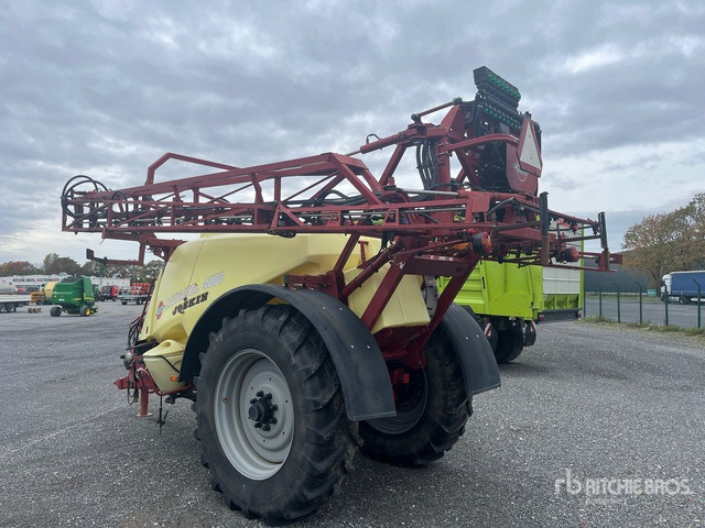 2012 Hardi Navigator 4000 Pull-Type Sprayer - Getrokken veldspuit: afbeelding 2 2012 Hardi Navigator 4000 Pull-Type Sprayer - Getrokken veldspuit: afbeelding 2