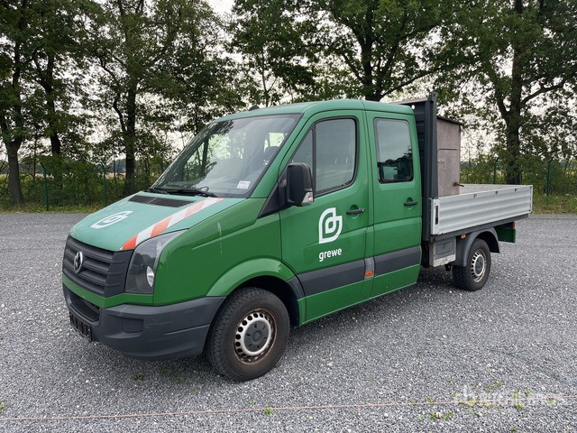 2015 Volkswagen Crafter 4x2 Crew Cab Flatbed Truck - Vrachtwagen met open laadbak: afbeelding 2 2015 Volkswagen Crafter 4x2 Crew Cab Flatbed Truck - Vrachtwagen met open laadbak: afbeelding 2