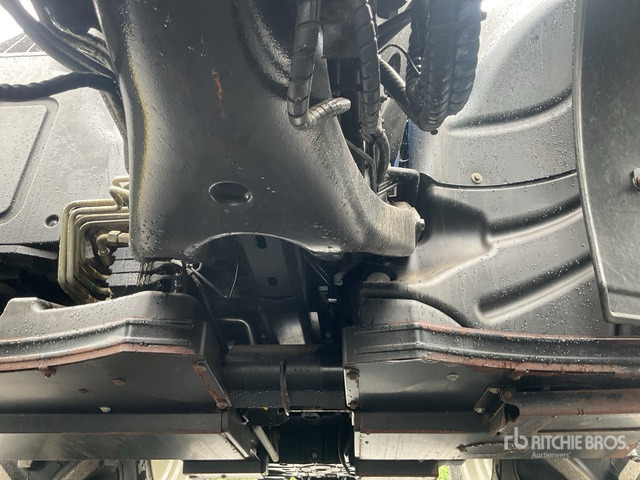 2016 New Holland T 7.315 Auto Command HD 4WD Tractor - Tractor: afbeelding 5 2016 New Holland T 7.315 Auto Command HD 4WD Tractor - Tractor: afbeelding 5