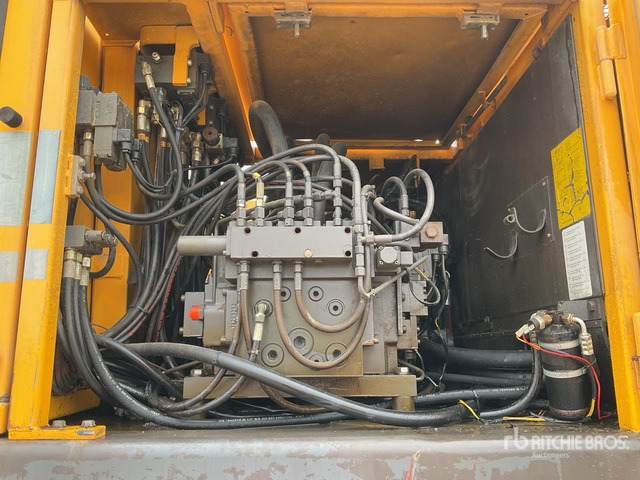 1998 Volvo EW200 Wheel Excavator - Mobiele graafmachine: afbeelding 5 1998 Volvo EW200 Wheel Excavator - Mobiele graafmachine: afbeelding 5