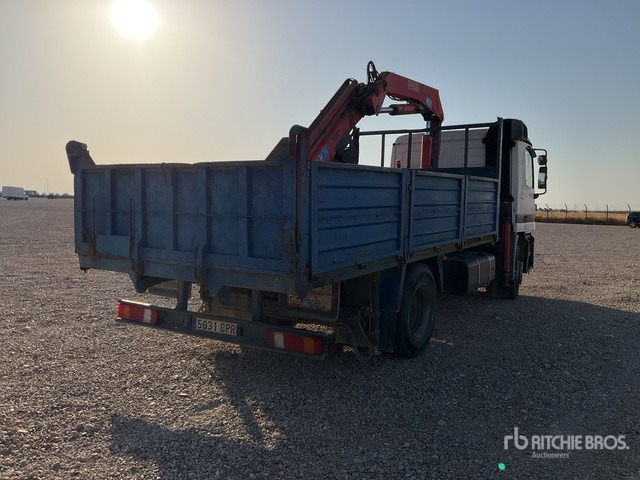 1999 Mercedes-Benz Actros 1831 LS Fassi F150 Articulated Boom on 4x2 Flatbed Truck with Crane - Klepelmaaier/ Mulcher: afbeelding 4 1999 Mercedes-Benz Actros 1831 LS Fassi F150 Articulated Boom on 4x2 Flatbed Truck with Crane - Klepelmaaier/ Mulcher: afbeelding 4