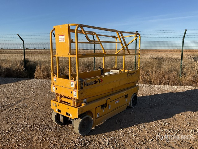 2002 Haulotte COMPACT8 Electric Scissor Lift - Schaarlift: afbeelding 1 2002 Haulotte COMPACT8 Electric Scissor Lift - Schaarlift: afbeelding 1
