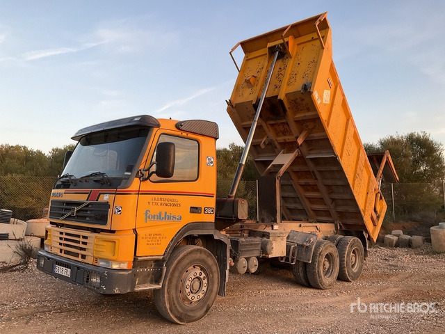 2006 Volvo FM12-380 6x4 T/A Dump Truck - Kipper vrachtwagen: afbeelding 1 2006 Volvo FM12-380 6x4 T/A Dump Truck - Kipper vrachtwagen: afbeelding 1